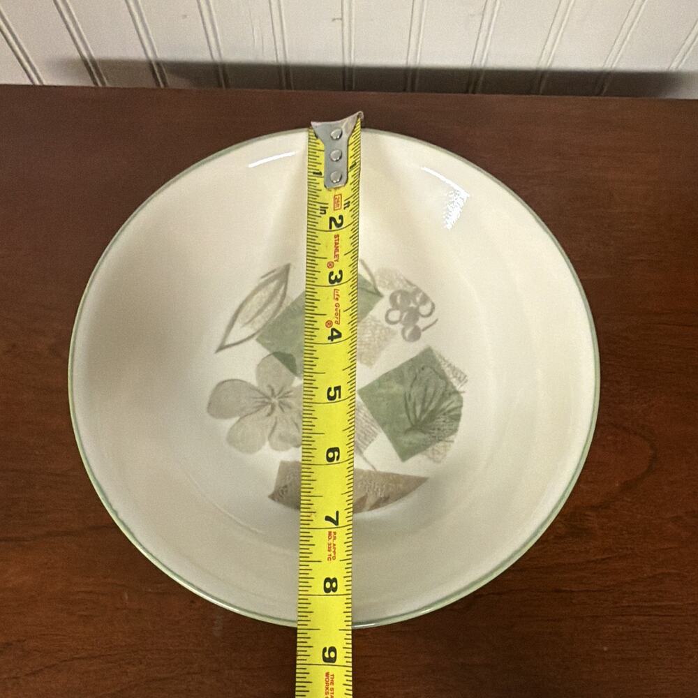 Corelle Textured Leaves 8.5" Soup Pasta Bowl - Picture 4 of 4